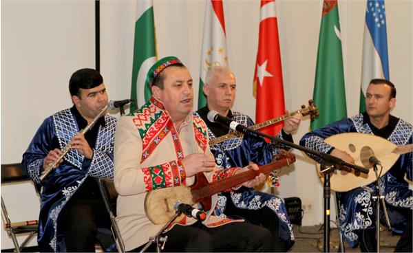 «شب موسیقی سنتی تاجیکستان» در «موسسه فرهنگی اکو» برگزار شد