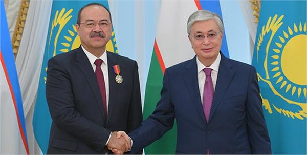 «تاکایف» نشان «دوستیک» به نخست‌وزیر ازبکستان اعطا کرد