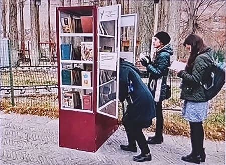 Free Street Libraries Appear in Dushanbe