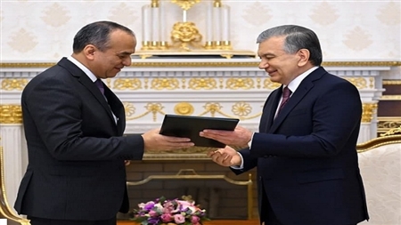 Uzbek President Receives the Ambassador of Tajikistan