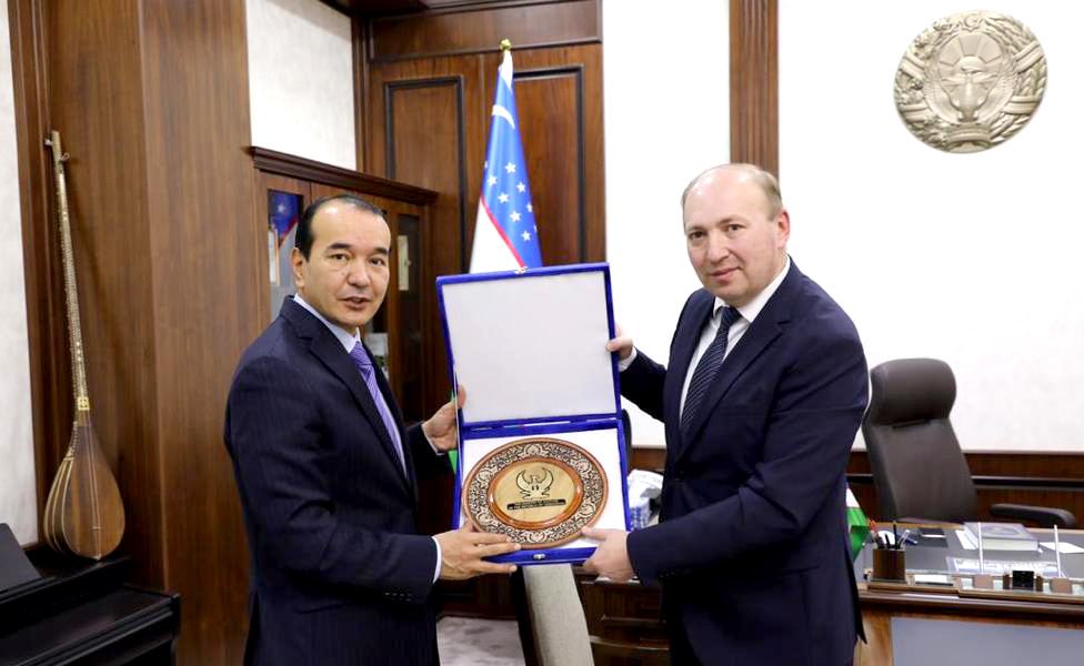 دیدار سرور بختی با وزیر فرهنگ ازبکستان در تاشکند