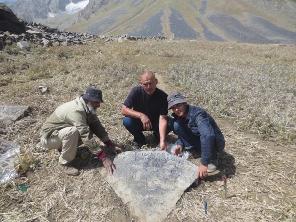 A unique ancient monument was discovered in the upper reaches of the Khonakoh River in Tajikistan