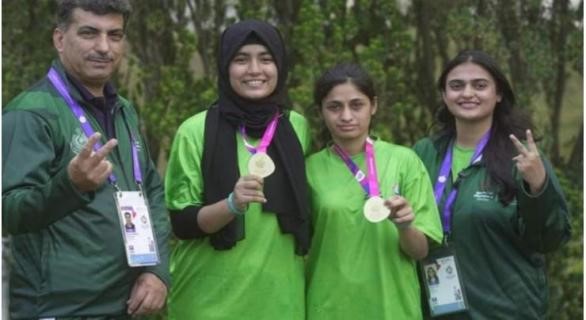 Pakistan won the gold medal in women's doubles badminton