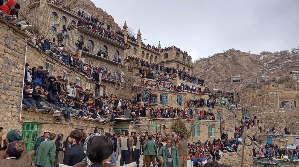 روستای اورامان تخت