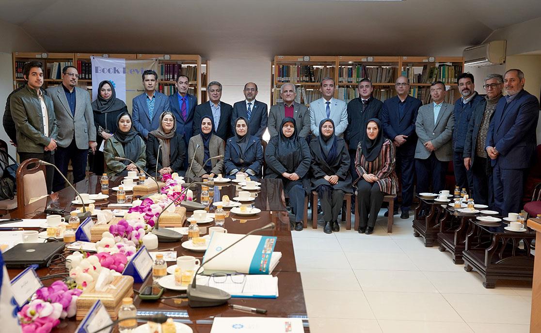 Literary Session for Reviewing the "Book One Thousand Pearls"