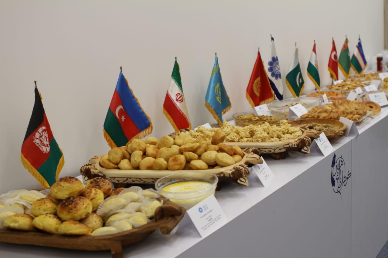 نمایشگاه صنایع دستی و شیرینی و غذاهای نوروزی