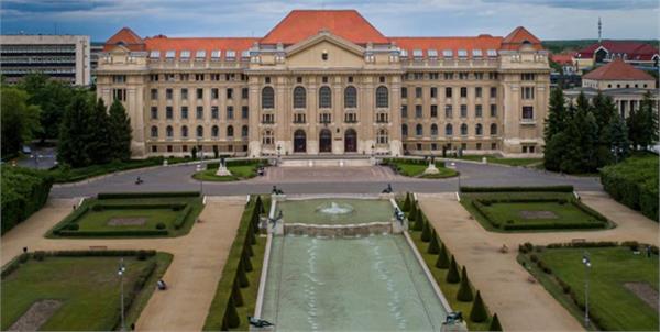 تحصیل رایگان 200 دانشجوی قزاق در مجارستان