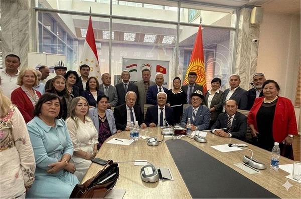برگزاری همایش علمی و ادبی تاجیکستان در بیشکک