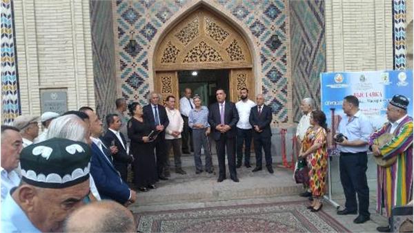جشن مشترک روز استقلال تاجیکستان و ازبکستان با افتتاح یک نمایشگاه هنری