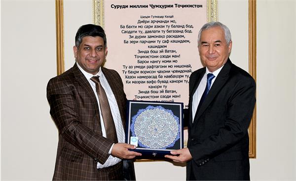 رئیس موسسه فرهنگی اکو در ملاقات با سفیر تاجیکستان بر ایجاد پیوندهای فرهنگی تاکید کرد