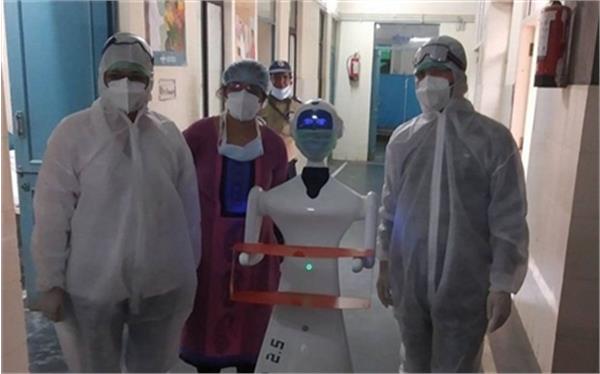 A Pakistani Engineer Develops a Humanoid Robot to Treat Covid-19 Patients