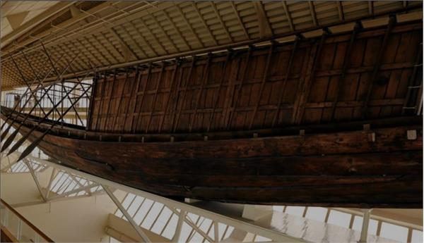 نقل مکان کشتی 4600 ساله فرعون کیوپس به موزه مصر