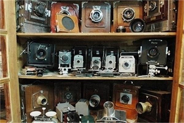 Azadi Tower Hosts Veteran Photography Camera Collector