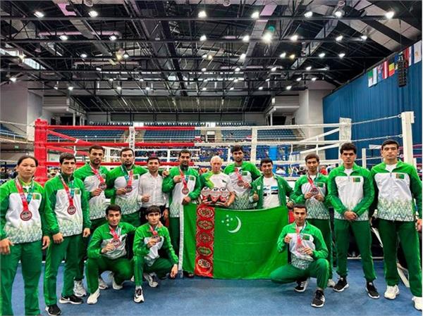 کیک بوکسورهای ترکمن در جام جهانی مجارستان 10 مدال کسب کردند