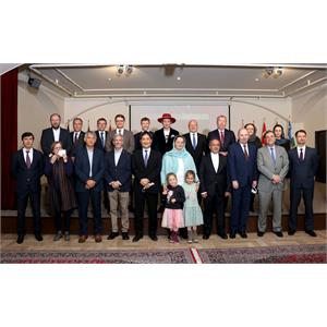 نمایشگاه آثار نقاش اسلواک در گالری دیپلماتیک اکو