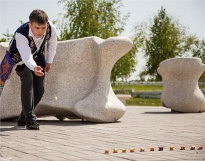 اَسیق آتو – بازی سنتی با استخوان قوچ، میراث مشترک کوچ‌نشینان