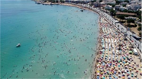 میزبانی آنتالیا از  3.5 میلیون گردشگر خارجی در سال 2020