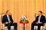 Uzbek PM Arrives in Dushanbe