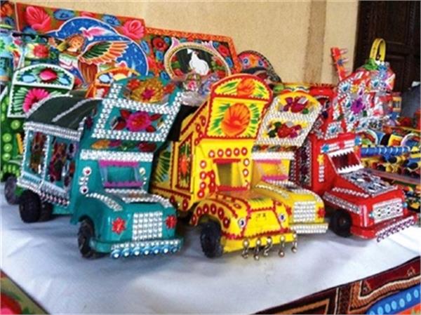 کامیون آرایی یکی از صادرات فرهنگی پاکستان