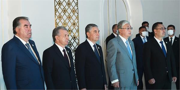 Presidents of Central Asian Countries Tour Int`l Food Festival