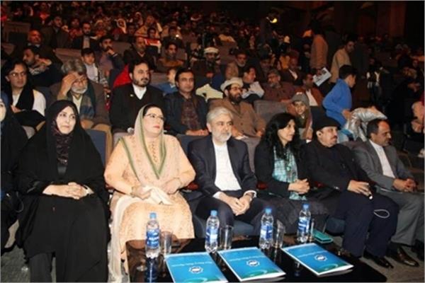 'Forty Years of Iranian Cinema' Presented in Pakistan