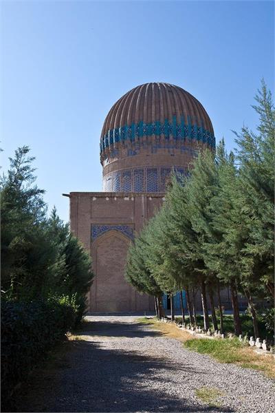 The Mausoleum of Gawhar Shad: A Legacy of Architectural Splendor and Cultural Grandeur in Herat