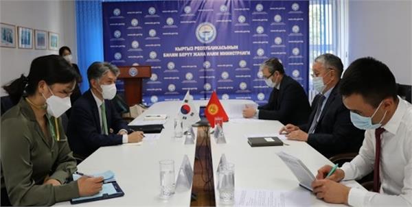 همکاری آموزشی محور گفت‌وگوی مقامات قرقیزستان و کره جنوبی