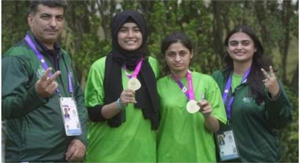 پاکستان مدال طلا در بدمینتون دونفره بانوان کسب کرد
