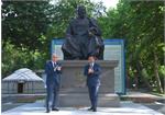 Monument to Kazakh writer Abai Kunanbai uulu unveiled in Bishkek