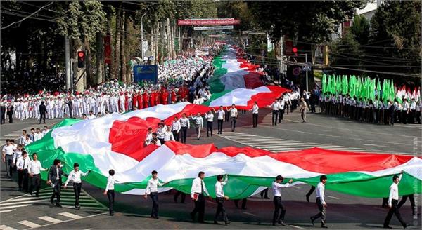 روز پرچم جمهوری تاجیکستان. برنامه فرهنگی به مناسبت تعطیلات نوامبر سازماندهی می شود