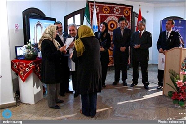 نمایشگاه تاجیکستان در چهل قاب برگزار گردید