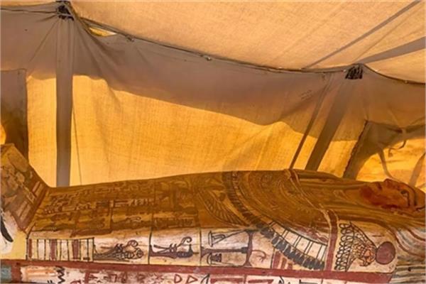Egypt Discovers 14 Ancient Tombs at Saqqara