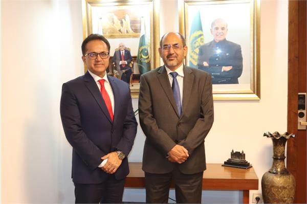 دیدار رییس مؤسسه فرهنگی اکو  با سفیر پاکستان در تهران