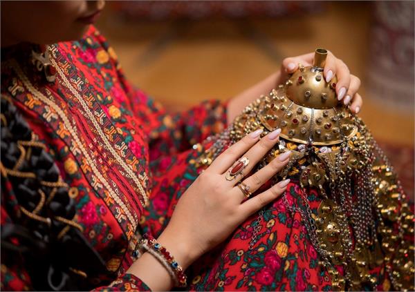 Turkmen jewelry Traditions: A Treasure of Art and Identity