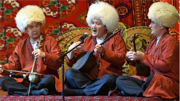 Bagshy Music and Turkmen Storytelling: A Vibrant Symbol of Nomadic Culture