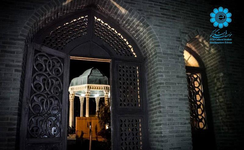 پیام تبریک دکتر رخشنده، سرپرست مؤسسه فرهنگی اکو به مناسبت روز بزرگداشت حافظ شیرازی