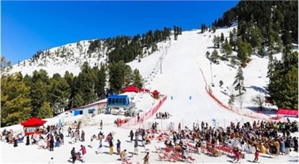 آغاز جشنواره ورزش زمستانی در کوه های پاکستان
