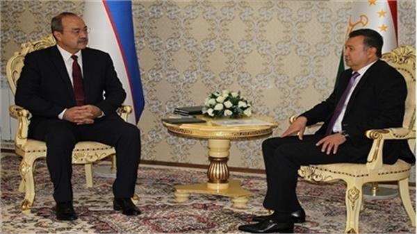 دیدار نخست وزیران تاجیکستان و ازبکستان در خجند