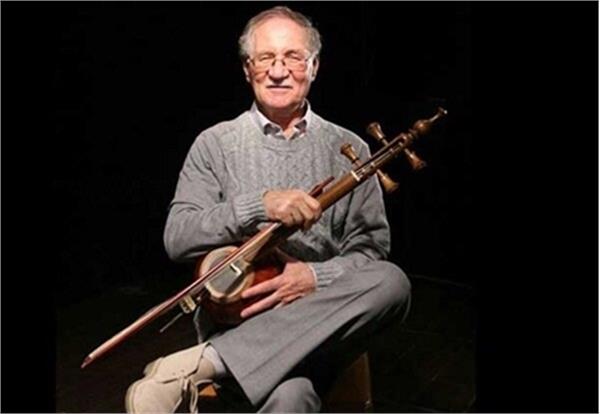 انتشار کتاب «هفتاد نغمه در برابر باد»