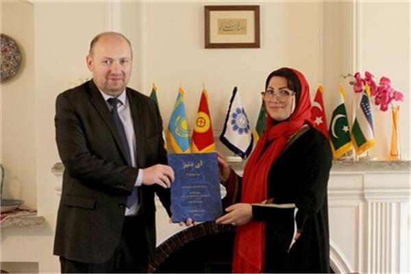 رونمایی از فیلمنامه سینمایی ده کشور عضو اکو