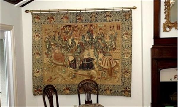 چرا روس ها، فرش را به دیوار آویزان می کنند؟