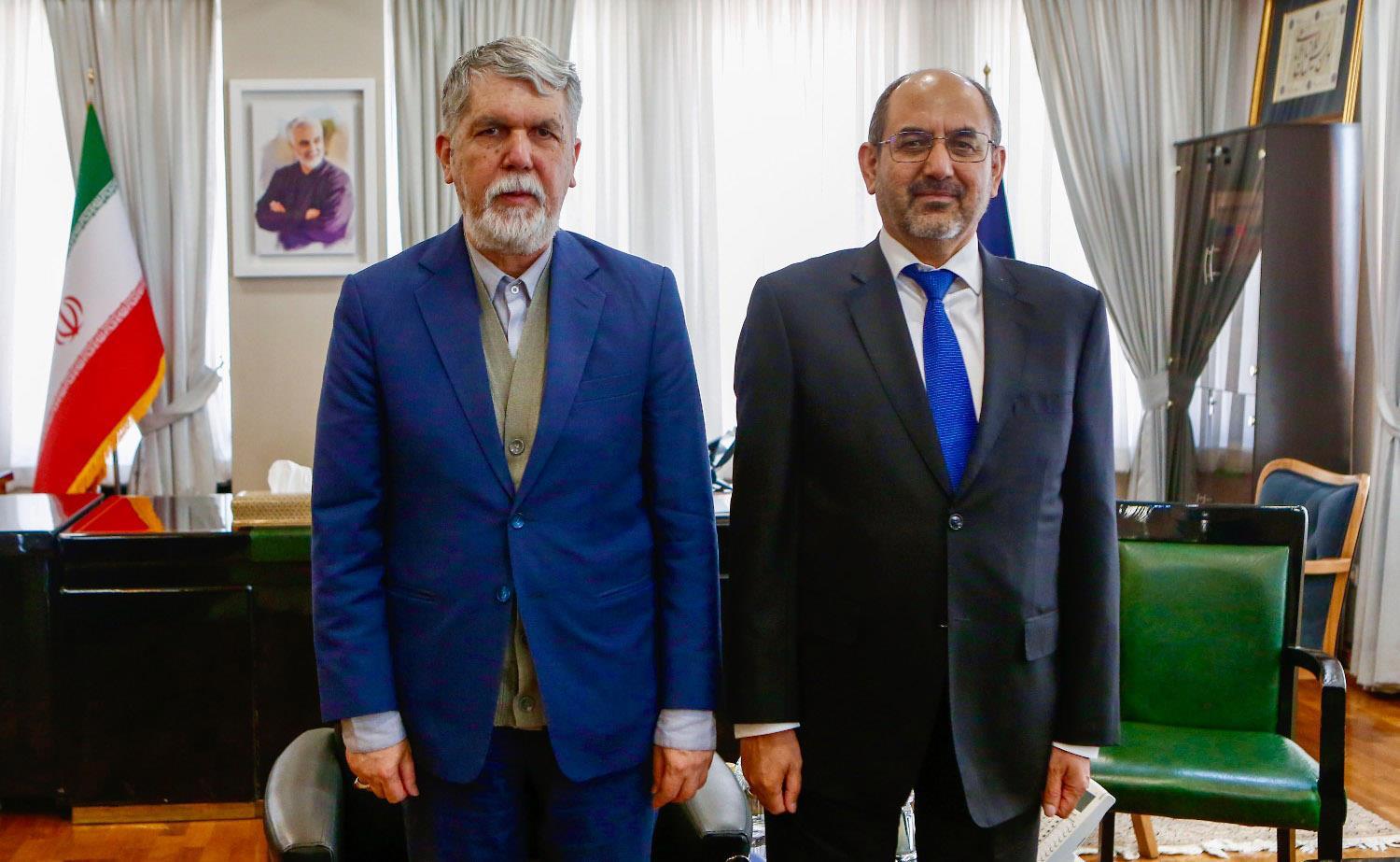 دیدار رئیس موسسه فرهنگی اکو با وزیر فرهنگ و ارشاد اسلامی ایران