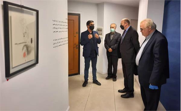 بازدید رئیس موسسه فرهنگی اکو از نمایشگاه "من کوب"