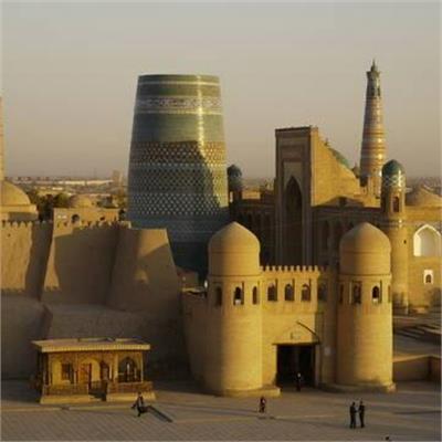 ایچان‌قلعه؛ قلب تاریخی شهر خیوه