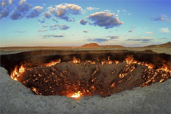 دروازه جهنم: راز شعله‌های ابدی در بیابان ترکمنستان
