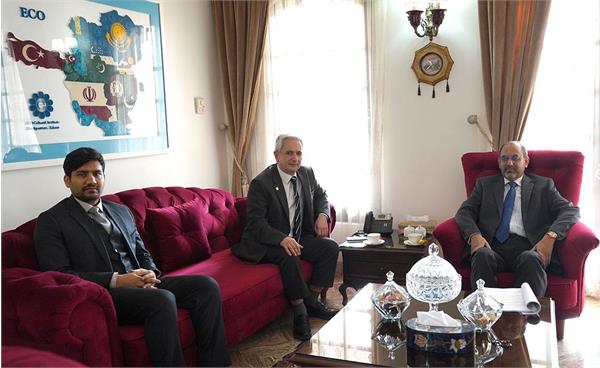 تأکید بر حمایت کامل سازمان همکاری اقتصادی از برنامه‌های مؤسسه فرهنگی اکو