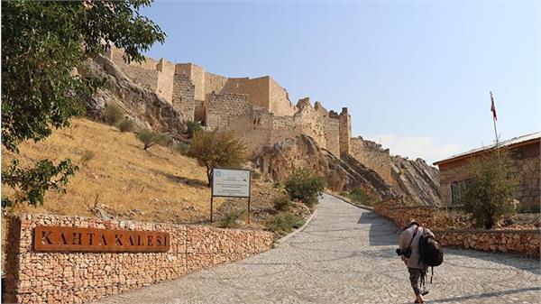 قلعه باستانی "کاهتا" در ترکیه پس از 17 سال درهای خود را به روی بازدیدکنندگان باز کرد