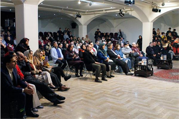 «چله‌نشینی مهر» در موسسه فرهنگی اکو 6
