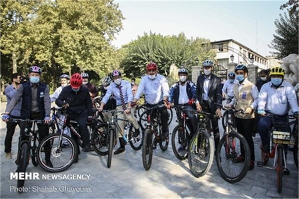 Tehran Mayor Ride Bicycles with Tehran-based Ambassadors to Peace Museum