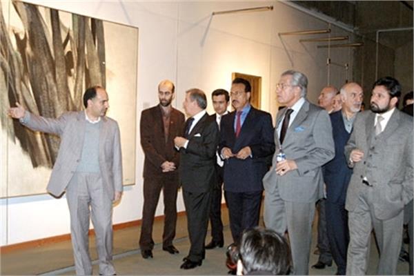 بازدید سفیران عضو اکو از موزه هنرهای معاصر